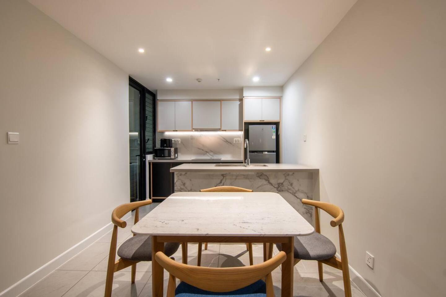 Luxury 2 Or 3Br Apartment In Dist 1 N Pool, Gym, Airport Pickup Bandar Ho Chi Minh Luaran gambar
