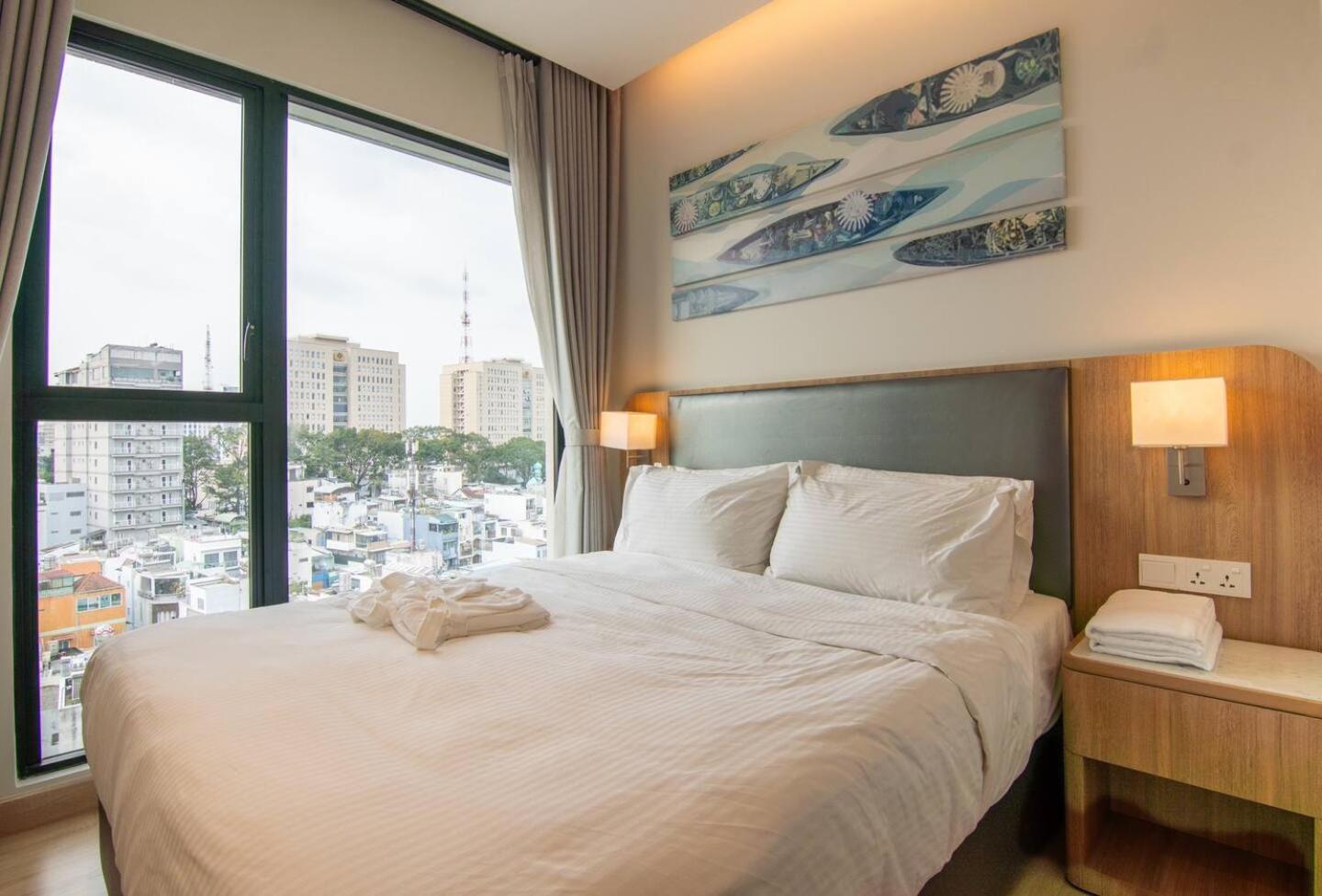 Luxury 2 Or 3Br Apartment In Dist 1 N Pool, Gym, Airport Pickup Bandar Ho Chi Minh Luaran gambar