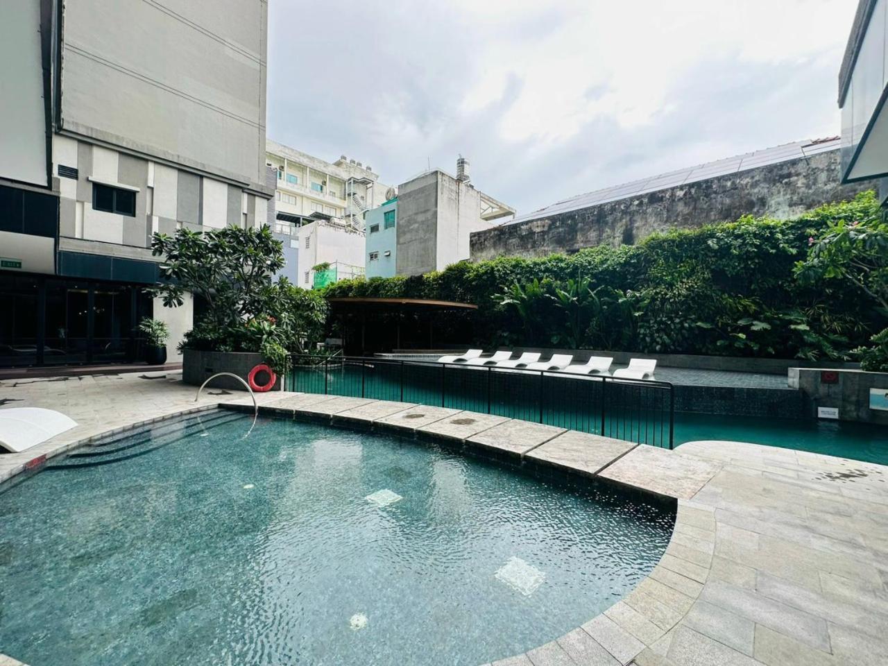 Luxury 2 Or 3Br Apartment In Dist 1 N Pool, Gym, Airport Pickup Bandar Ho Chi Minh Luaran gambar