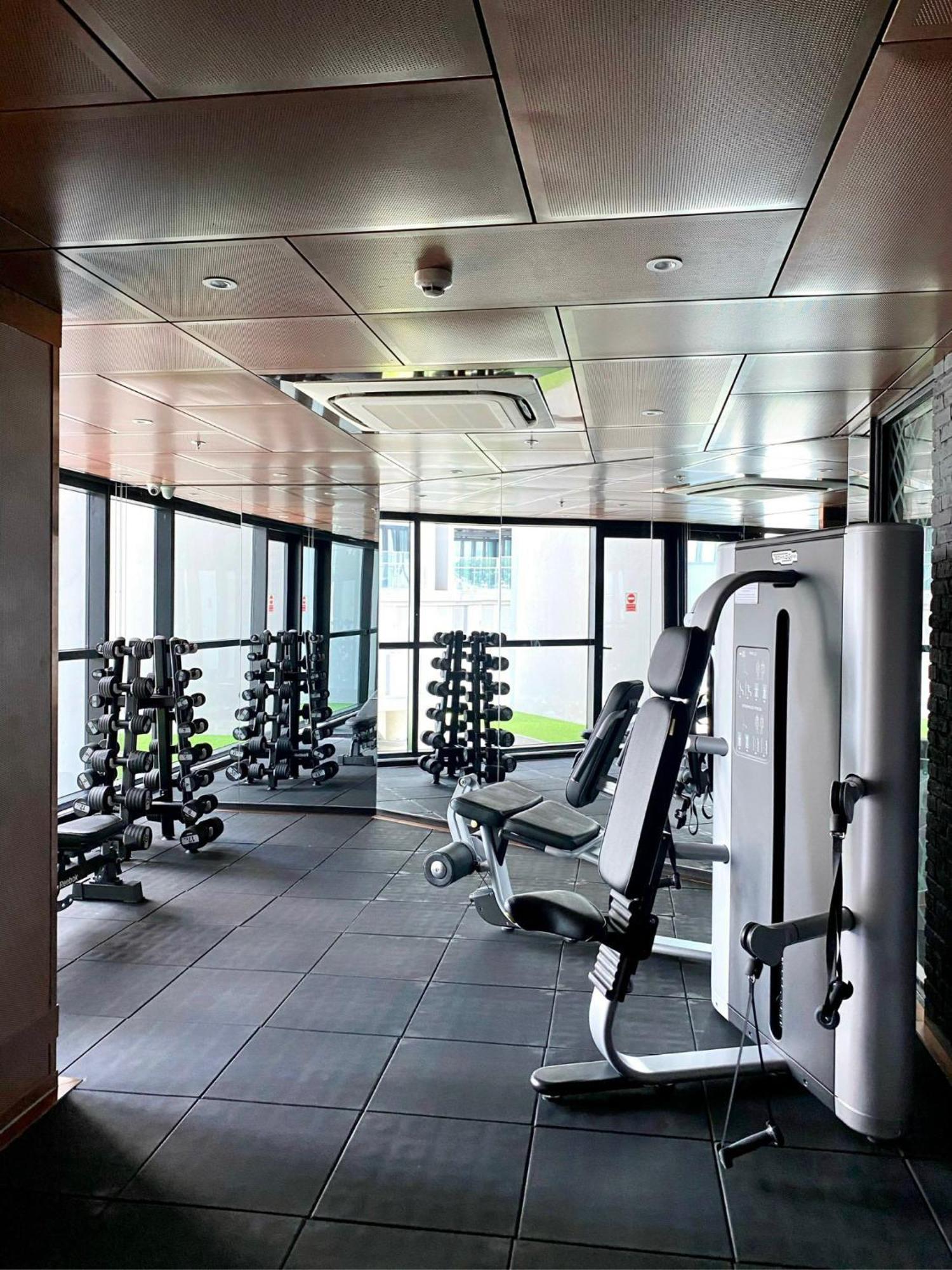 Luxury 2 Or 3Br Apartment In Dist 1 N Pool, Gym, Airport Pickup Bandar Ho Chi Minh Luaran gambar